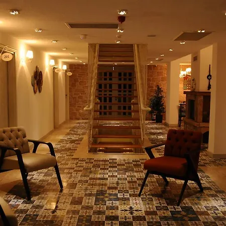 Hotel Cunda Fora 3*