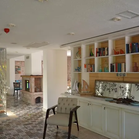 Cunda Fora Otel 3*