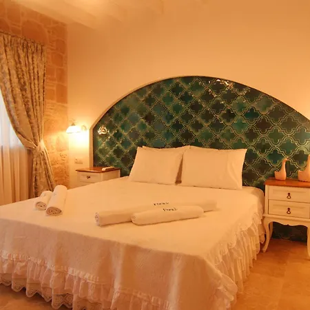 Cunda Fora Otel 3*