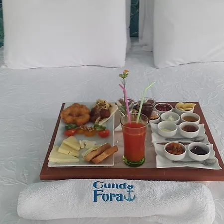 Otel Cunda Fora Ayvalı
