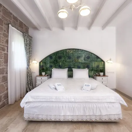 Otel Cunda Fora Ayvalı