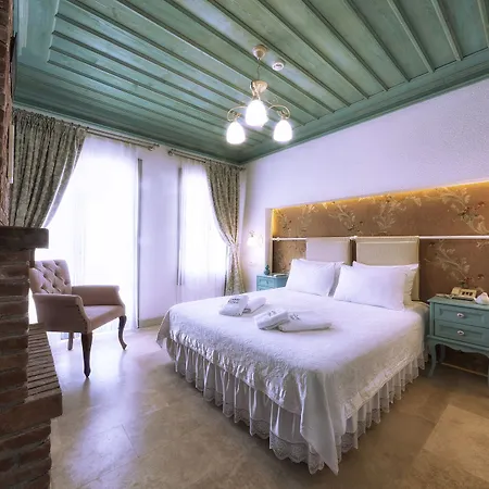 Cunda Fora Otel Ayvalı